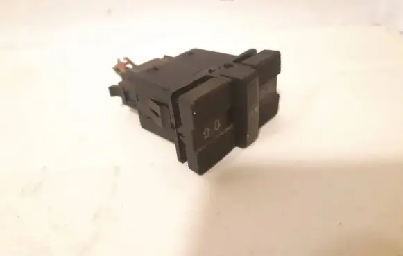 Volkswagen Golf III Electric window control switch 1H0959855A