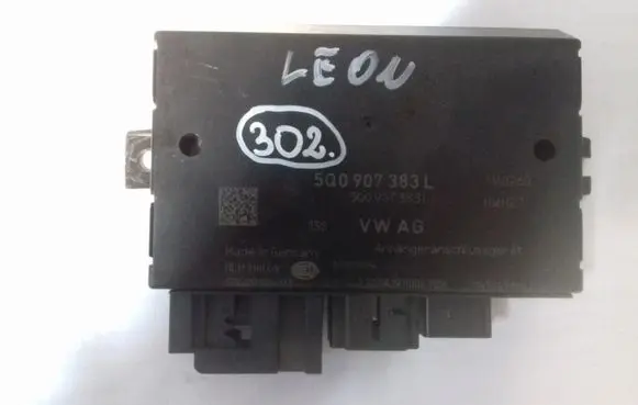 Seat Leon (5F) Tow bar trailer control unit/module 5Q0907383L