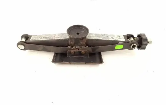 Mercedes-Benz B W245 Lift Jack 1685830715 4145810049