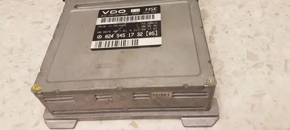 Mercedes-Benz C W202 Engine control unit/module 0245451732 412232007