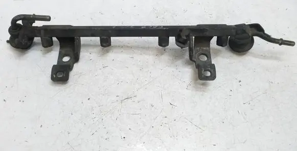 Mazda 323 F Fuel main line pipe