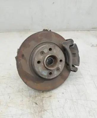 Front wheel hub