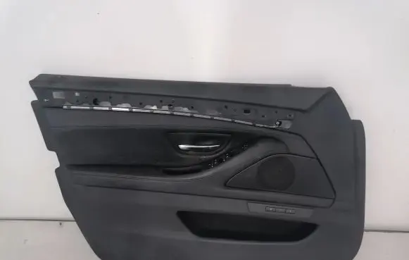 BMW 5 F10 F11 Front door card panel trim 7273061