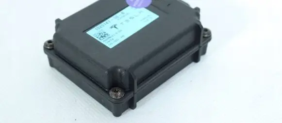 Tesla Model X Other control units/modules 1020147-00-B 102014700B 1020147