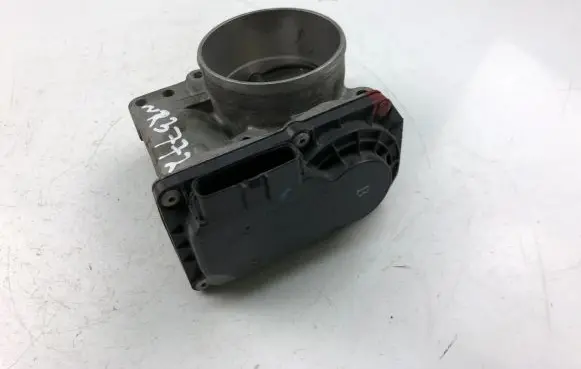 Volvo V50 Throttle valve 30711551