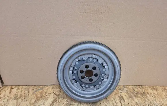 Skoda Superb B8 (3V) Dual mass flywheel 03G105266BD1