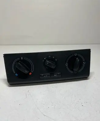 Skoda Fabia Mk2 (5J) Climate control unit 5J0820045D X8047002 901516720001