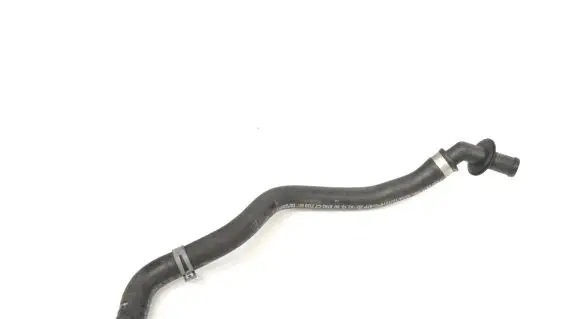 Mercedes-Benz CLS C219 Engine coolant pipe/hose A2118302615