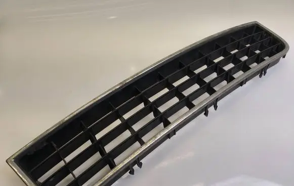 Audi A6 S6 C5 4B Front bumper lower grill 4B0807683L DN13074