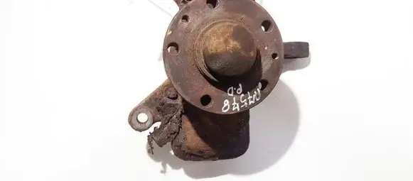 Iveco Daily 40.8 Front wheel hub