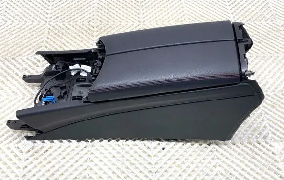 Mercedes-Benz C W205 Armrest A2056804806