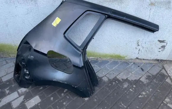 Volkswagen Golf Sportsvan Rear quarter panel 