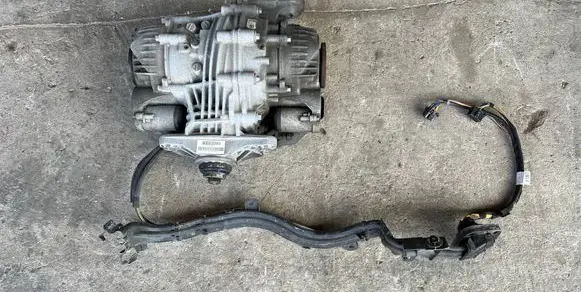 BMW X6 E71 Rear differential P759526103