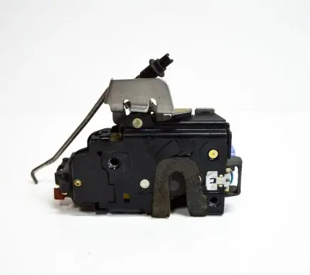 Audi A8 S8 D3 4E Rear door lock 4E0839016