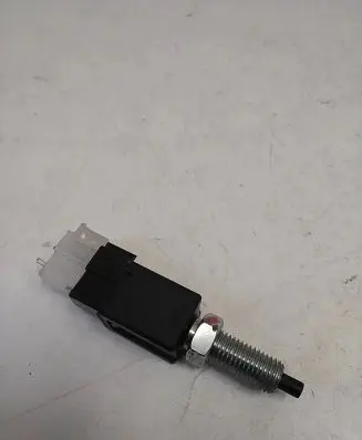 Mitsubishi Outlander Brake pedal sensor switch