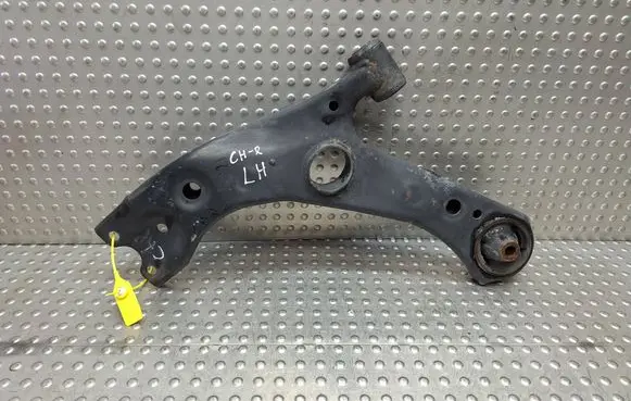 Toyota C-HR I Front control arm
