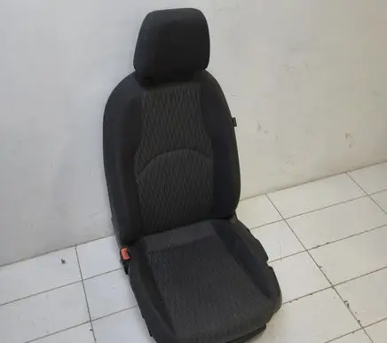 Seat Leon (5F) Front driver seat 