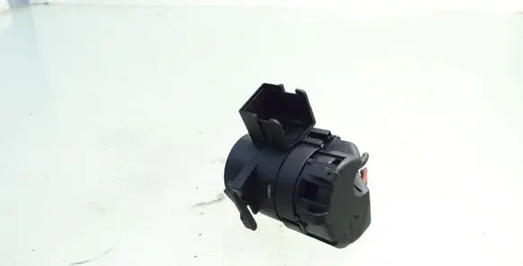 Opel Astra G Ignition lock contact 6900F33