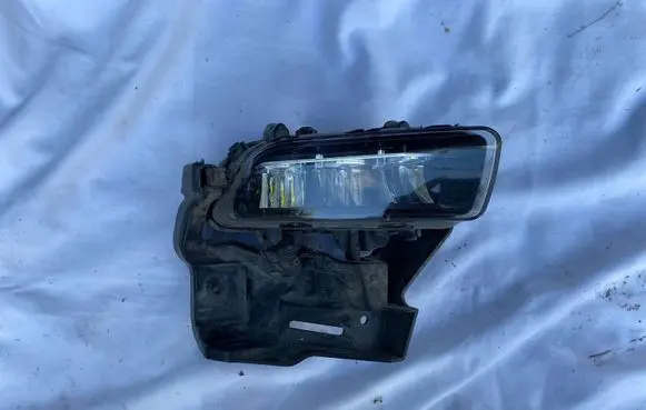 Volkswagen Phaeton Front fog light 3D0941700D 7100100001RE