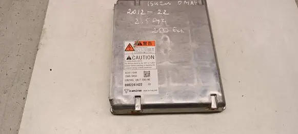 Isuzu D-Max Engine control unit/module 8982241422 1049D450 42251154A