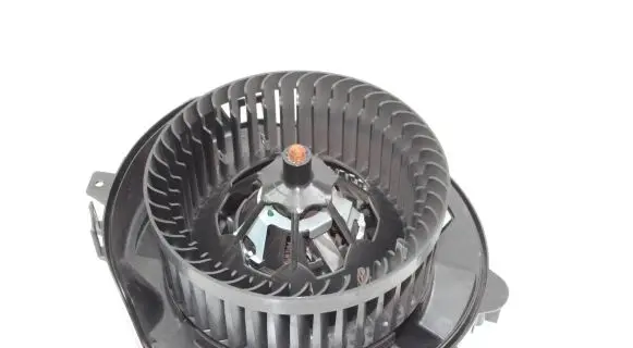 Volkswagen PASSAT B8 Heater fan/blower 3Q0907521A