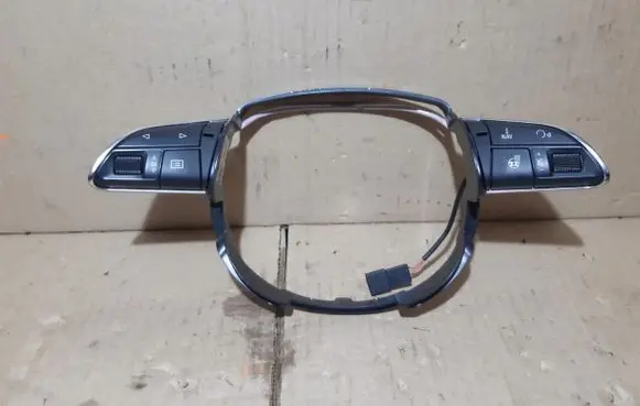 Audi A6 C7 Steering wheel