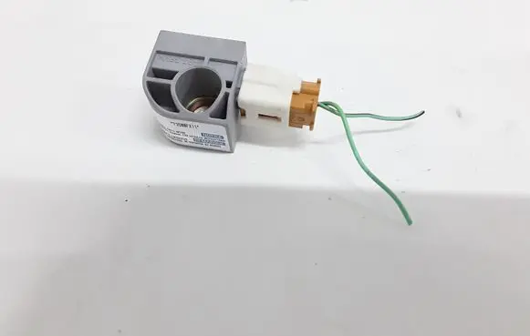 Suzuki Ignis Airbag deployment crash/impact sensor 3893086G10 5WK43392