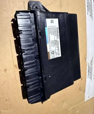 Jaguar XF X250 Keyless (KESSY) go control unit/module 8G9N-19G481-AB
