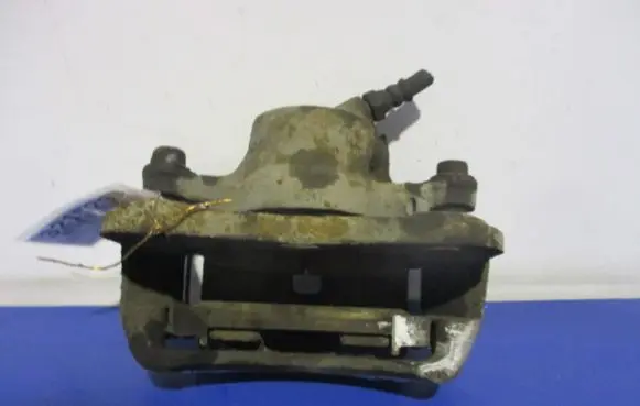 Mitsubishi Space Runner Front brake caliper