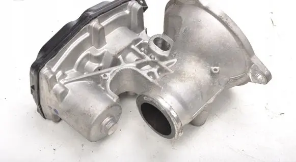 BMW 7 G11 G12 EGR valve 8574820