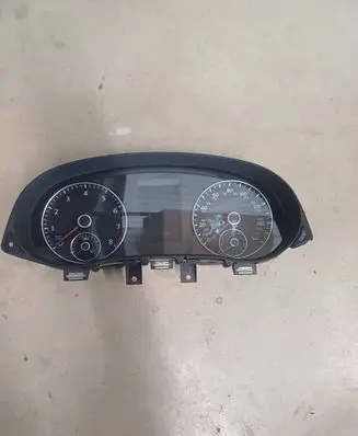 Volkswagen PASSAT B7 USA Speedometer (instrument cluster) A2C53403351 A2C53219792
