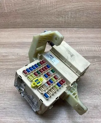 Hyundai Sonata Fuse module 919503K070 AK6404