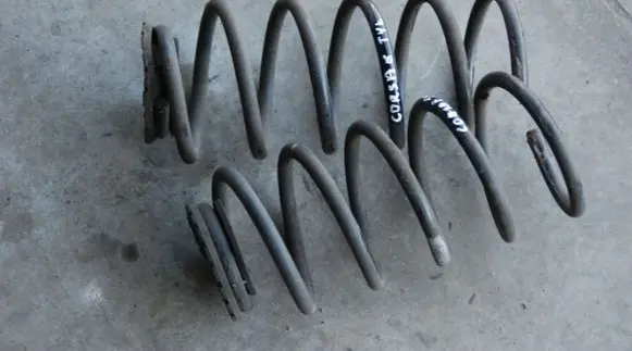 Opel Corsa E Rear coil spring