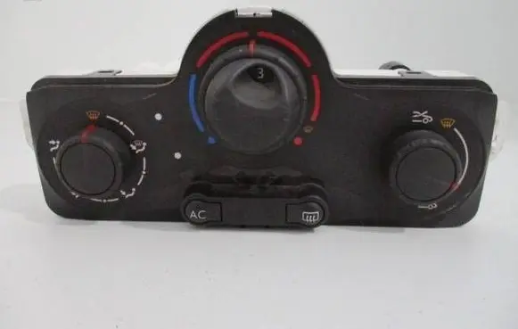 Renault Clio III Climate control unit 69597003