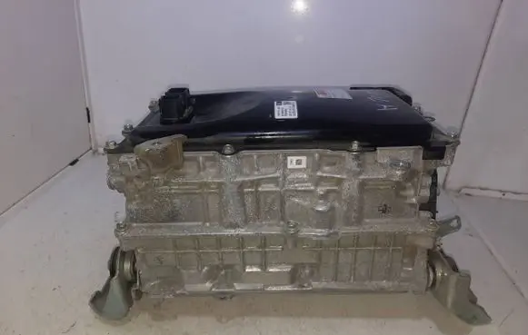 Toyota Corolla Cross Voltage converter inverter G920047331