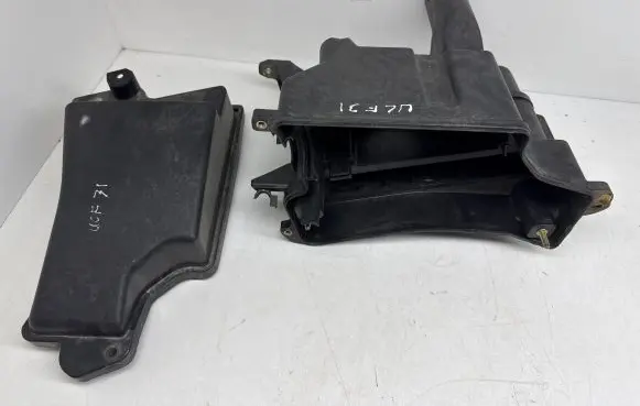 Lexus LS UCF30 Fuse box set 8277450010