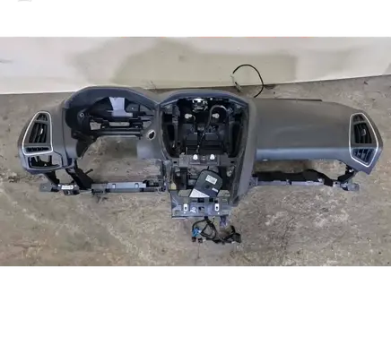 Ford Focus Dashboard 616688200A 110140400 BM51A044A74AC