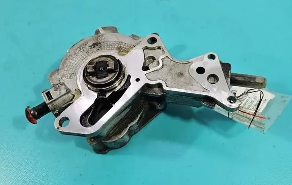 Volkswagen Touran I Vacuum pump 038145209H IMPRK1568623