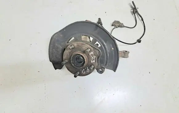 Toyota Avensis T270 Front wheel hub