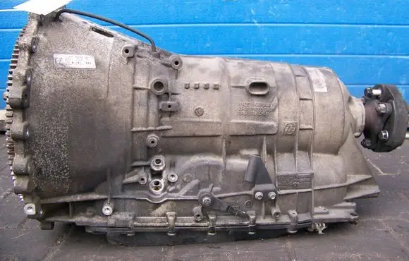 Jaguar XF Manual 7 speed gearbox 8X23-7000-AE