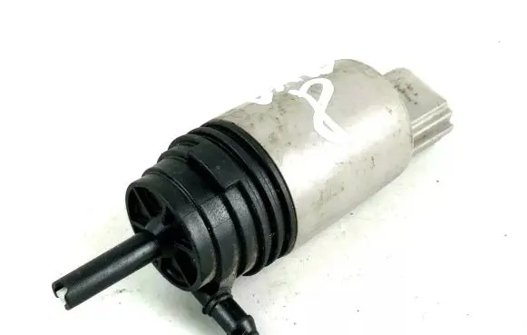 BMW 7 E65 E66 Windscreen/windshield washer pump 6934159