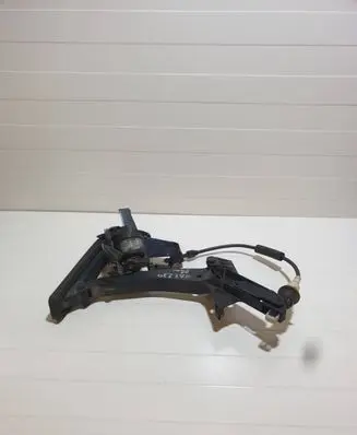 Mercedes-Benz E W210 Accelerator throttle pedal 0205001303 A0115428717 2103010018
