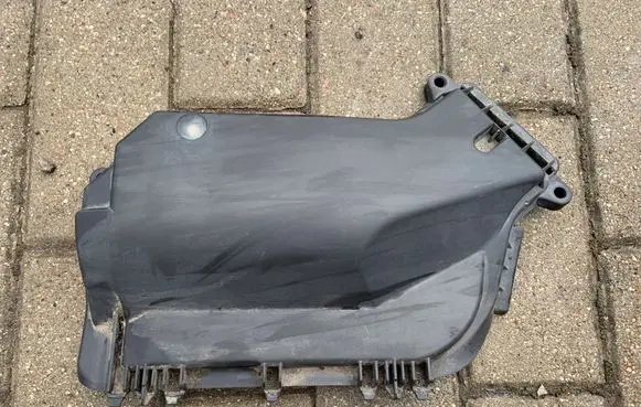 Audi A5 8T 8F Fuse box cover 8K1907613C