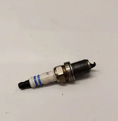 Audi A6 S6 C6 4F Spark plug
