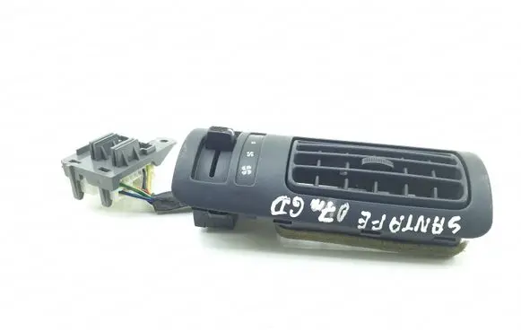 Hyundai Santa Fe Rear air vent grill 979802B100