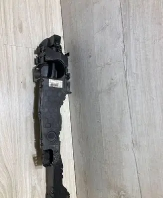 Peugeot Expert Other engine bay part 9804406280