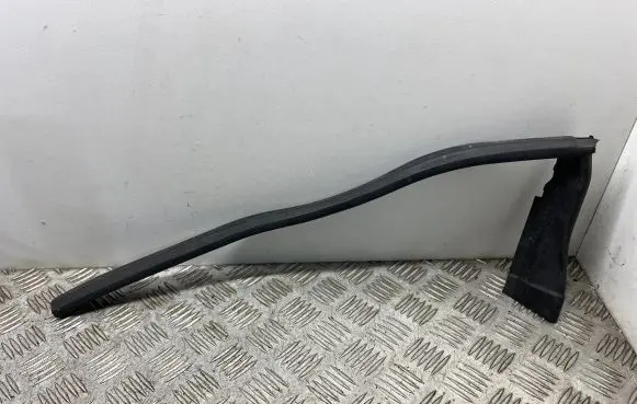 Mercedes-Benz E W212 Engine compartment rubber A2126280098