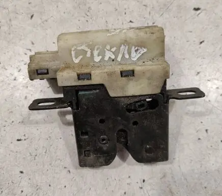 Renault Laguna II Tailgate window lock/catch/latch 8200000894