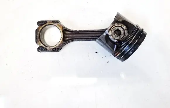 Audi A4 S4 B5 8D Piston with connecting rod