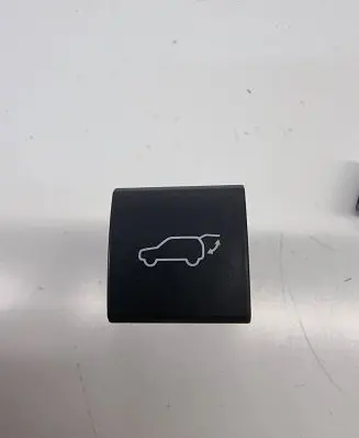Lexus RX 450H Tailgate/boot open switch button 